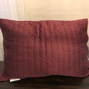 Silk channel two toned sham (2)